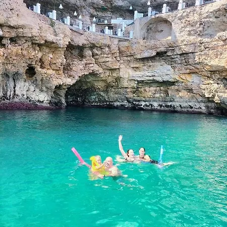 公寓 Dimora Silcla 2 *